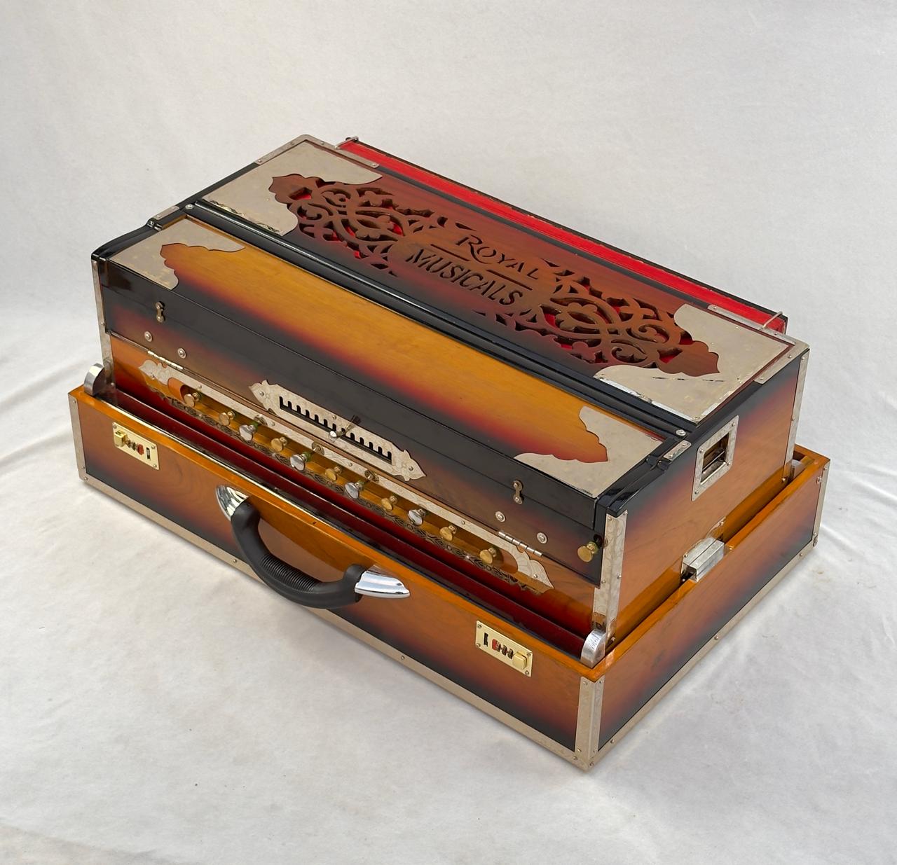 13 Scale Changer 4 line harmonium